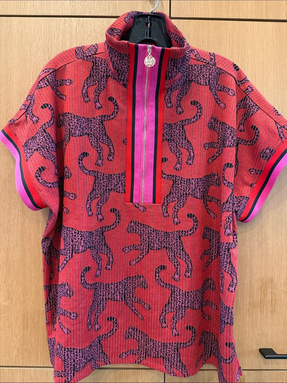 EMILY MCCARTHY Poppy Pullover- Leopard Jaguar Pullover Zippered Top Size Large - Picture 3 of 15